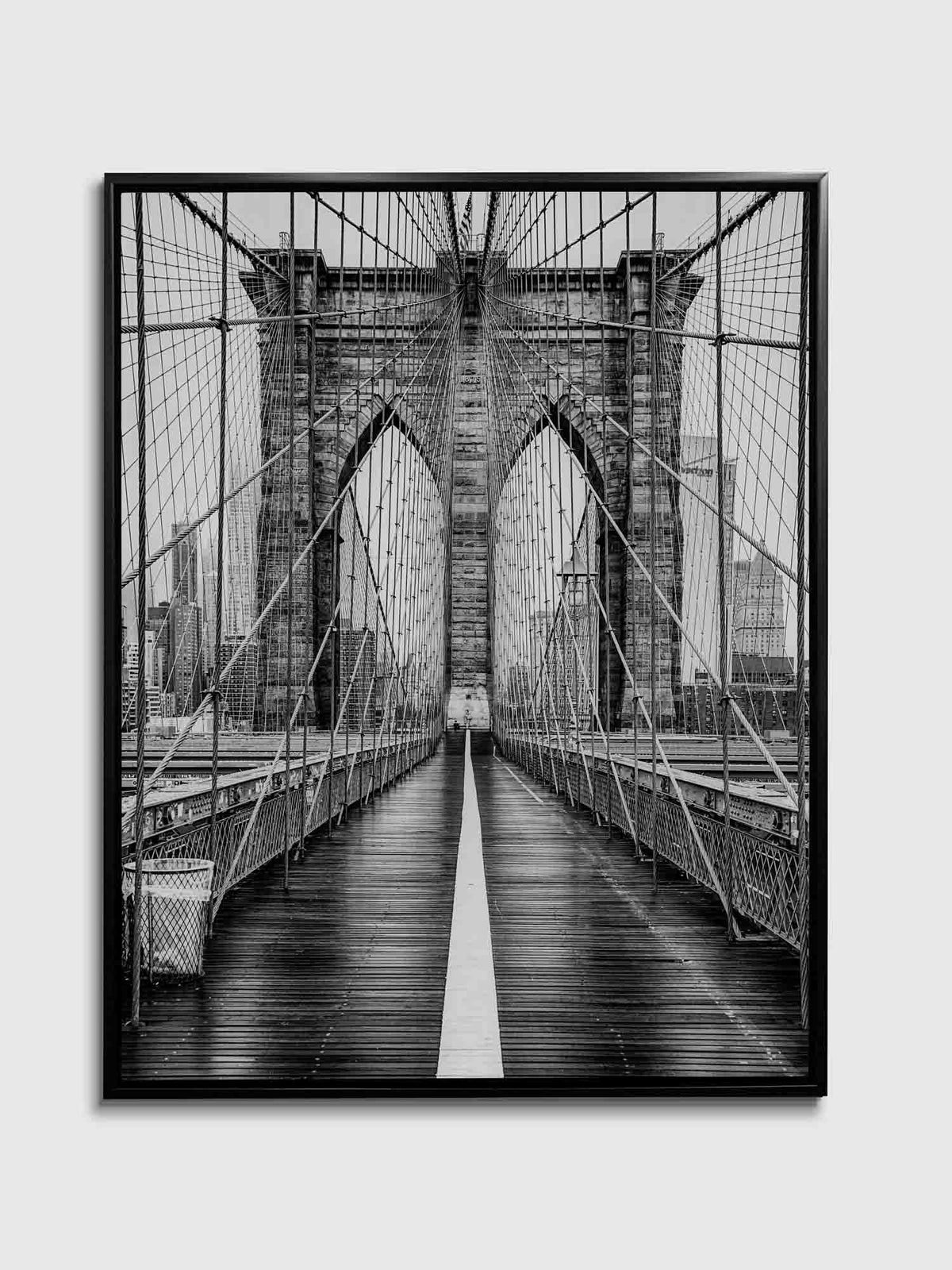 Brooklyn Bridge in Black & White-Skyline Wall decor- Silver varnish